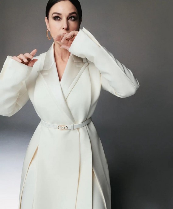 Моника Беллуччи (Monica Bellucci) в фотосессии для журнала Harper’s Bazaar Russia Моника Беллуччи (Monica Bellucci) в фотосессии для журнала Harper’s Bazaar Russia