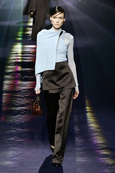 Коллекция Fendi Ready-To-Wear Осень-Зима 2023