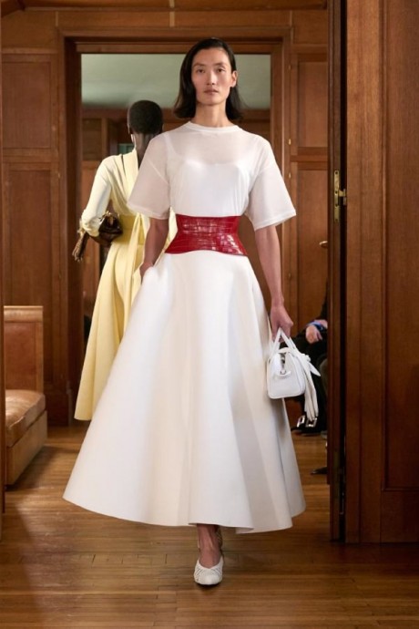 Коллекция Jacquemus Ready-To-Wear Весна-Лето 2025