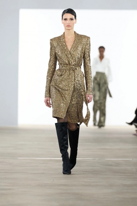 Обзор коллекции Badgley Mischka Fall 2024 Ready-to-Wear Обзор коллекции Badgley Mischka Fall 2024 Ready-to-Wear