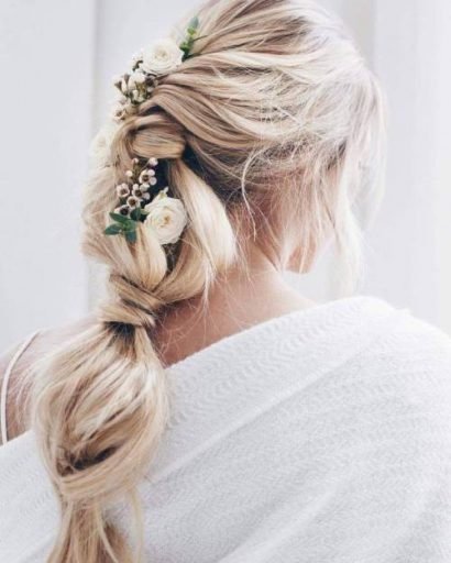 10 прекрасных причёсок для свадьбы