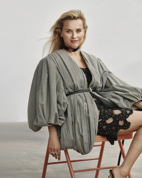 Риз Уизерспун (Reese Witherspoon) в фотосессии для журнала Harper’s Bazaar US (2023) Риз Уизерспун (Reese Witherspoon) в фотосессии для журнала Harper’s Bazaar US (2023)