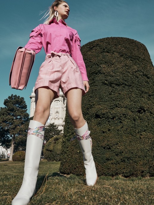 Simona Godal в фотосессии для Vogue Ukraine. Фотограф Olga Rubio Dalmau Simona Godal в фотосессии для Vogue Ukraine. Фотограф Olga Rubio Dalmau