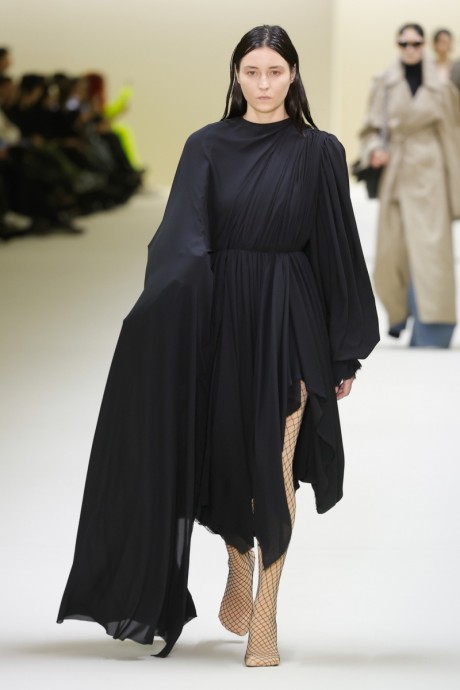 Коллекция Balenciaga Ready-To-Wear Осень-Зима 2023-2024 Коллекция Balenciaga Ready-To-Wear Осень-Зима 2023-2024