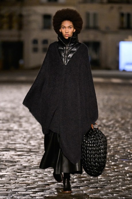 Коллекция Chloé Ready-To-Wear Осень-Зима 2021/2022 Коллекция Chloé Ready-To-Wear Осень-Зима 2021/2022