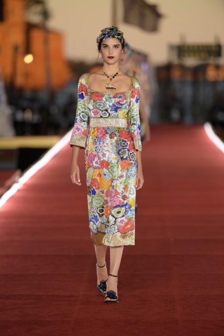 Коллекция Dolce & Gabbana Couture Осень-Зима 2021/2022