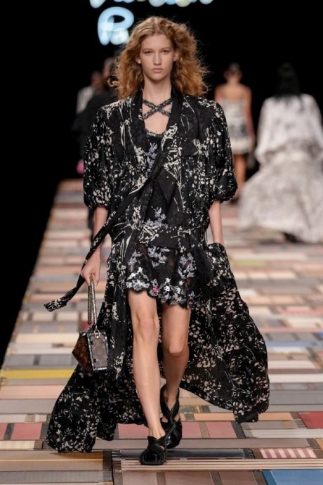 Коллекция Louis Vuitton Ready-To-Wear Весна-Лето 2025 Коллекция Louis Vuitton Ready-To-Wear Весна-Лето 2025