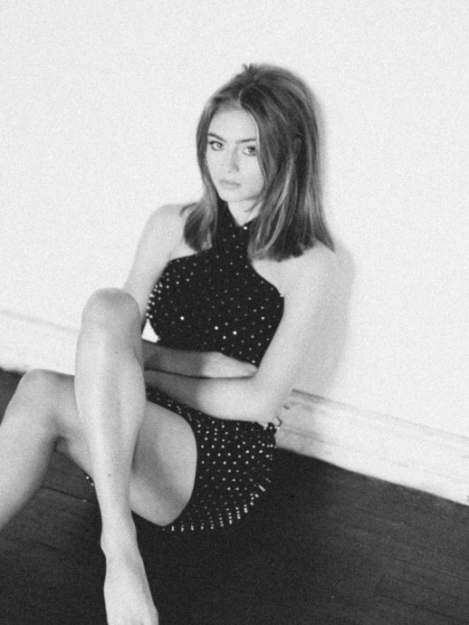 Лени Клум (Leni Klum) в фотосессии для журнала Flaunt (2023) Лени Клум (Leni Klum) в фотосессии для журнала Flaunt (2023)