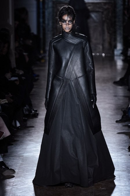 Модели коллекции Gareth Pugh