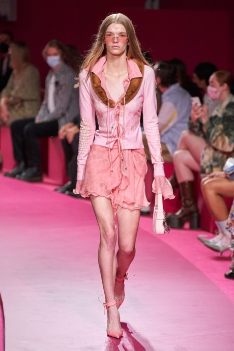 Коллекция Blumarine Ready-To-Wear Весна-Лето 2022