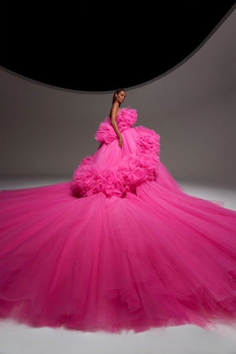 Модели коллекции Giambattista Valli Couture