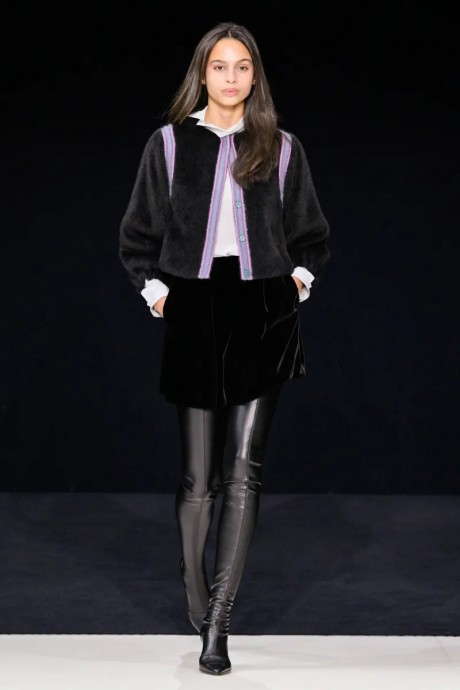 Коллекция Emporio Armani Ready-To-Wear Осень-Зима 2023 Коллекция Emporio Armani Ready-To-Wear Осень-Зима 2023