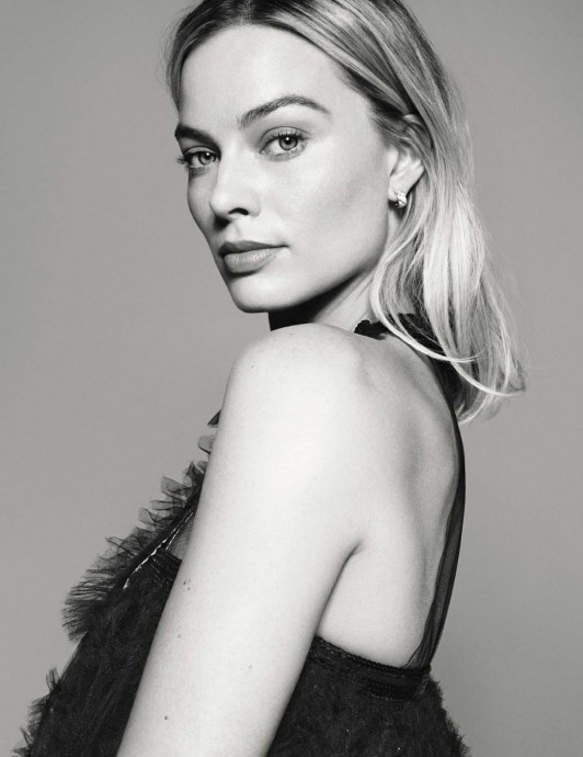 Margot Robbie for Elle France by Liz Collins