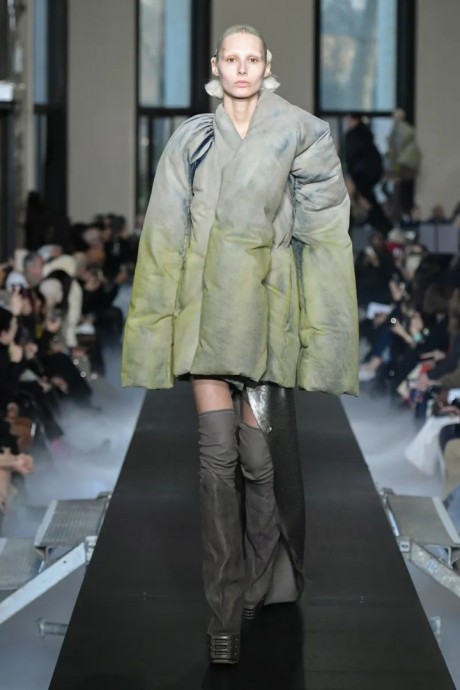 Коллекция Rick Owens Ready-To-Wear Осень-Зима 2023-2024 Коллекция Rick Owens Ready-To-Wear Осень-Зима 2023-2024