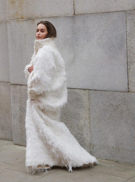 Эмилия Кларк (Emilia Clarke) в фотосессии для журнала Harper’s Bazaar UK (2024) Эмилия Кларк (Emilia Clarke) в фотосессии для журнала Harper’s Bazaar UK (2024)