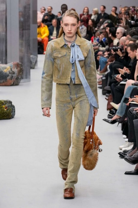 Коллекция Acne Studios Ready-To-Wear Осень-Зима 2025-2026