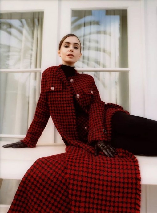 Лили Коллинз (Lily Collins) в фотосессии для журнала InStyle (2024) Лили Коллинз (Lily Collins) в фотосессии для журнала InStyle (2024)