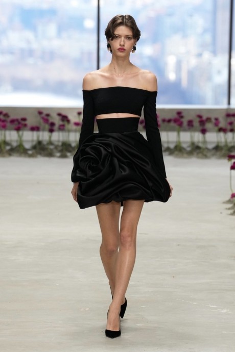 Коллекция: Carolina Herrera 2025/26 Коллекция: Carolina Herrera 2025/26
