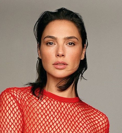 Галь Гадот (Gal Gadot) в фотосессии для журнала El País S Moda (2023)