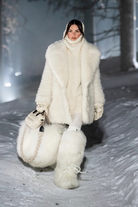Обзор коллекции Moncler Grenoble fall 2024 ready-to-wear Обзор коллекции Moncler Grenoble fall 2024 ready-to-wear