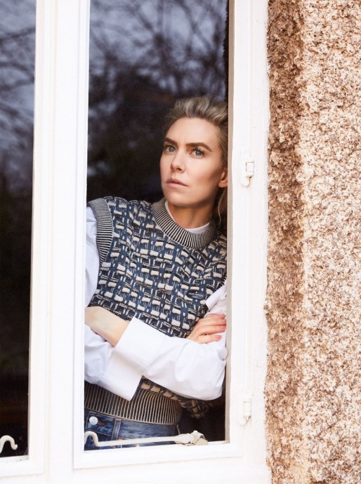 Ванесса Кирби (Vanessa Kirby) в фотосессии для журнала Harper's Bazaar UK