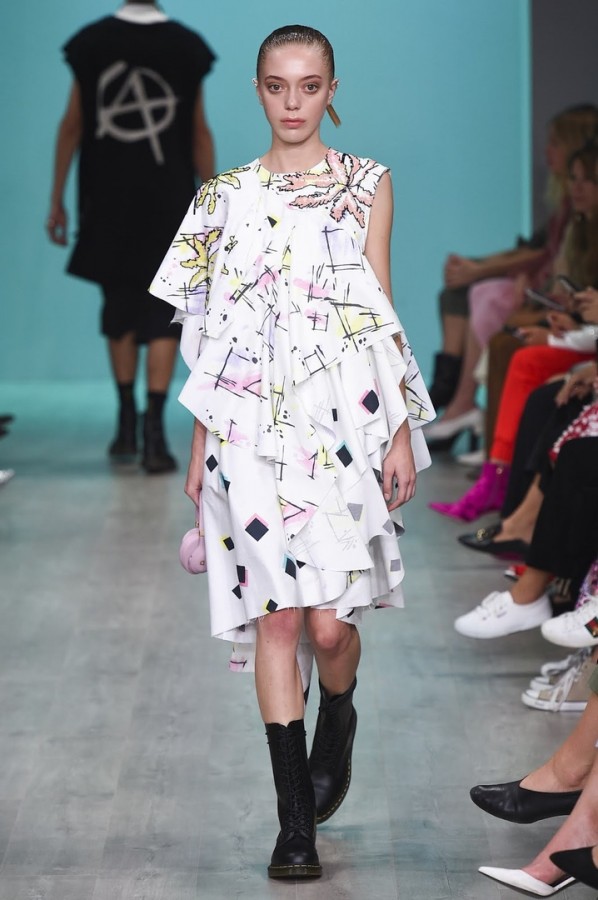 Akira resort 2018. Akira resort 2018.