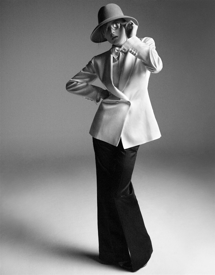Snejana Onopka by Inez van Lamsweerde and Vinoodh Matadin Snejana Onopka by Inez van Lamsweerde and Vinoodh Matadin