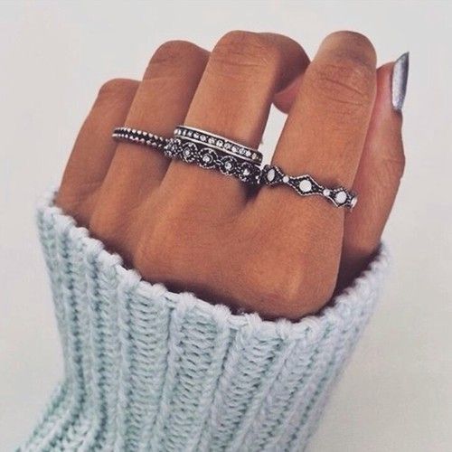 На пике популярности- сочетания колец