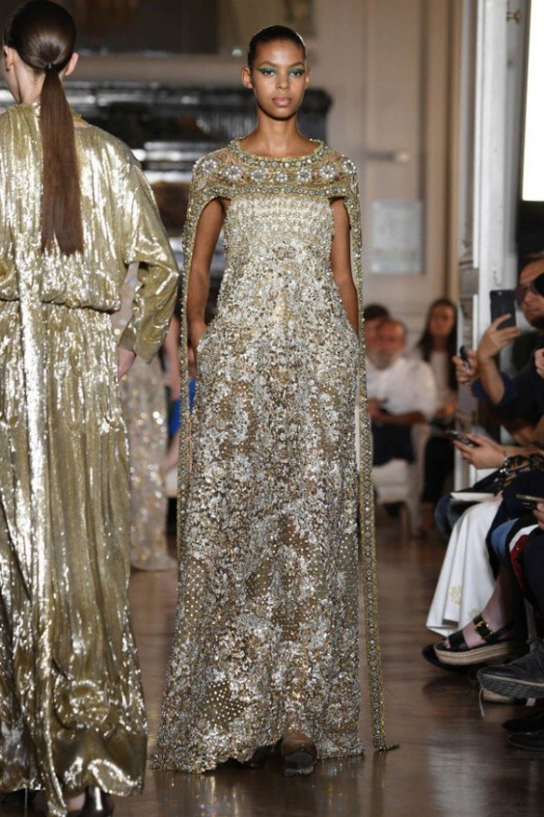 Роскошные платья Valentino Роскошные платья Valentino