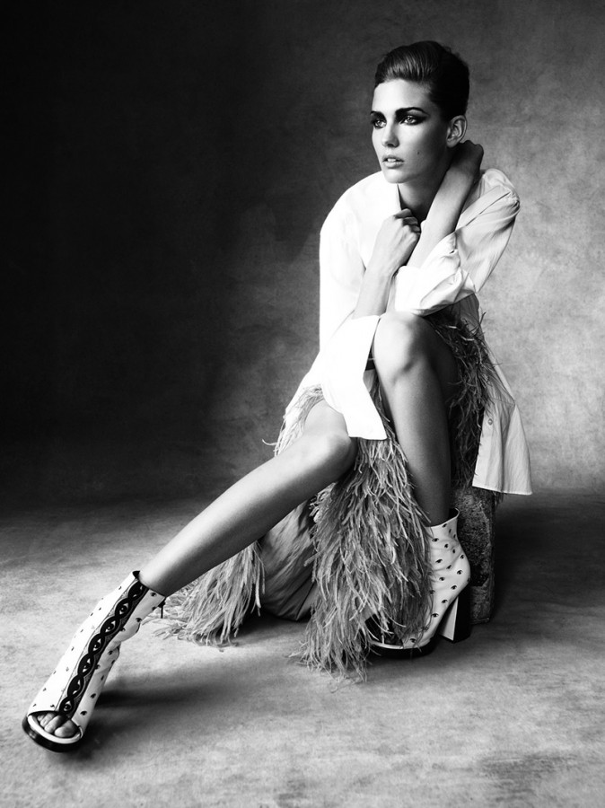 Kendra Spears by Victor Demarchelier Kendra Spears by Victor Demarchelier