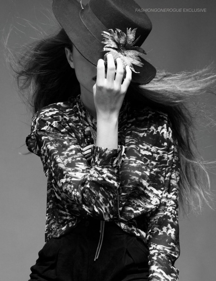 Olivia Pires for Fashion Gone Rogue by Carolina Palmgren Olivia Pires for Fashion Gone Rogue by Carolina Palmgren