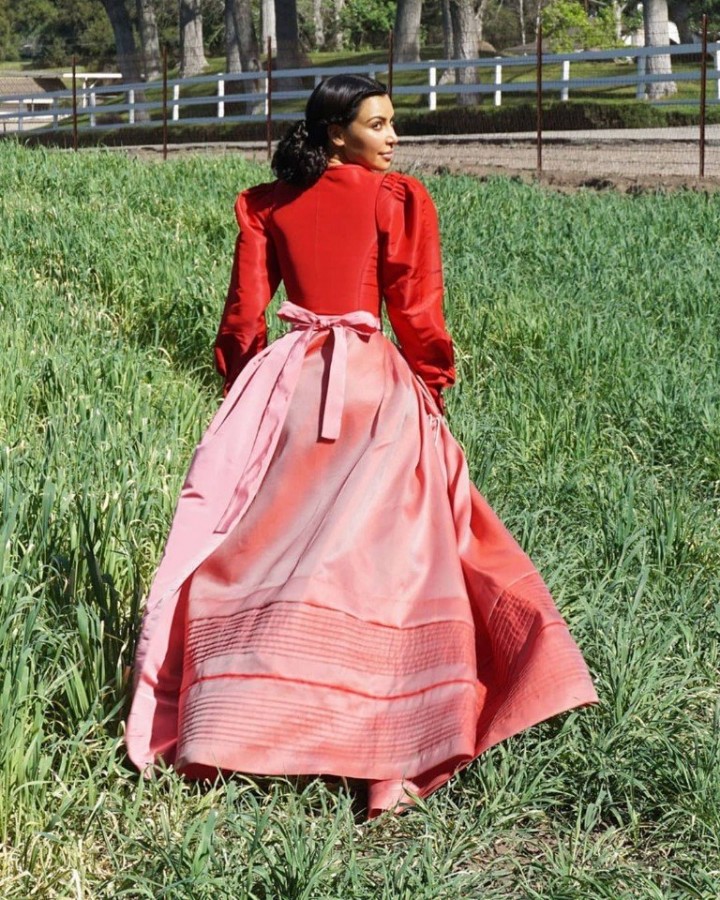 Ким Кардашьян для Fashion Book, 2018