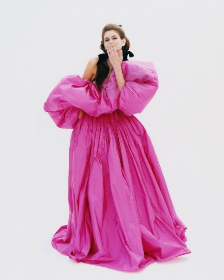 Кайя Гербер и Ирина Шейк для CR Fashion Book⠀ Кайя Гербер и Ирина Шейк для CR Fashion Book⠀