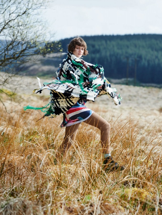 Ellen De Weer for Elle UK by Liz Collins Ellen De Weer for Elle UK by Liz Collins