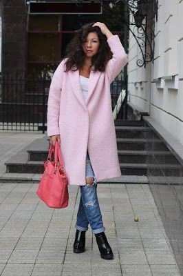 Розовые осенние пальто