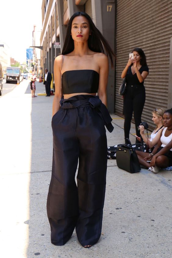 Street Style в черном цвете Street Style в черном цвете