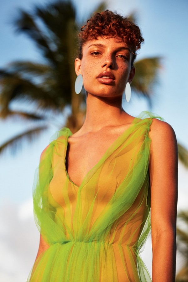 Alicia Herbeth for Four Seasons Magazine by Enrique Badulescu Alicia Herbeth for Four Seasons Magazine by Enrique Badulescu