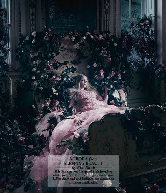 Диснеевские принцессы в нарядах престижных домов моды для Harrods Magazine Диснеевские принцессы в нарядах престижных домов моды для Harrods Magazine