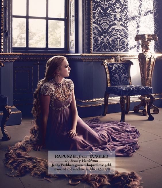Диснеевские принцессы в нарядах престижных домов моды для Harrods Magazine Диснеевские принцессы в нарядах престижных домов моды для Harrods Magazine