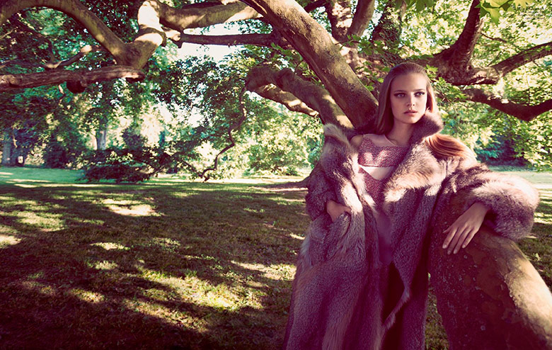 Ine Neefs by Camilla Akrans Ine Neefs by Camilla Akrans