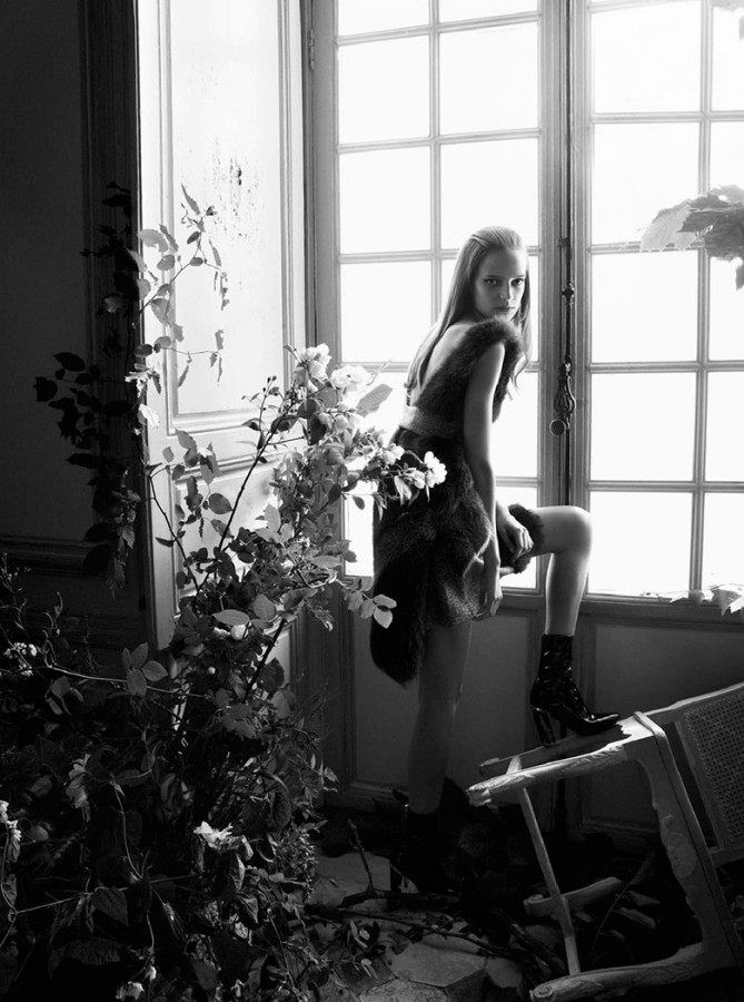 Ine Neefs by Camilla Akrans