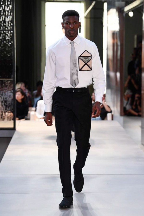 Runway MAN Glam : BURBERRY