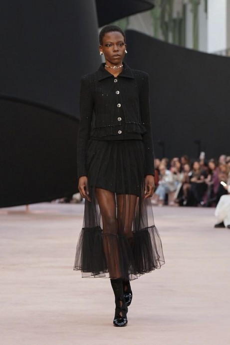 Коллекция Chanel Ready-To-Wear Осень-Зима 2025-2026 Коллекция Chanel Ready-To-Wear Осень-Зима 2025-2026