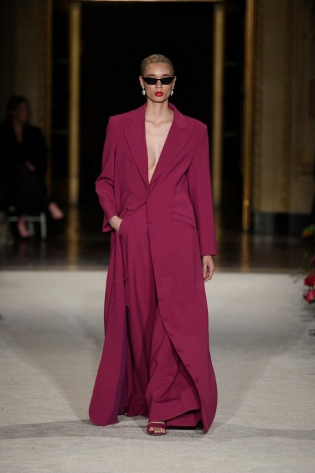 Коллекция Christian Siriano Ready-To-Wear Осень-Зима 2023 Коллекция Christian Siriano Ready-To-Wear Осень-Зима 2023