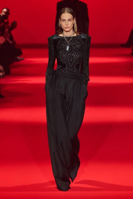 Коллекция Vetements Fall 2024 Ready-to-Wear