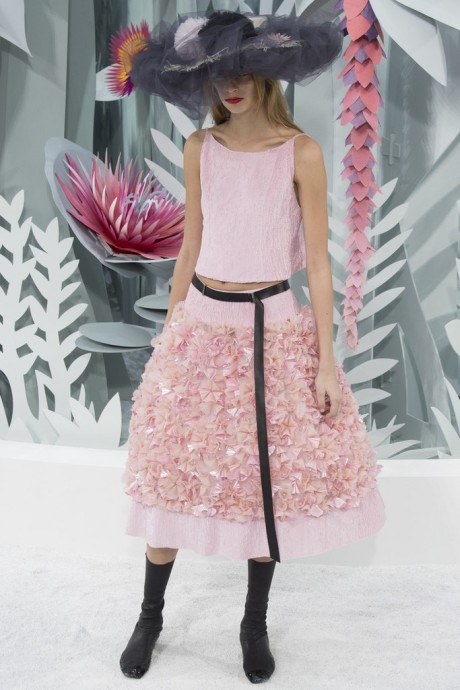 Модели коллекции Chanel Couture