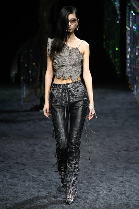 Коллекция Acne Studios Ready-To-Wear Осень-Зима 2023-2024 Коллекция Acne Studios Ready-To-Wear Осень-Зима 2023-2024