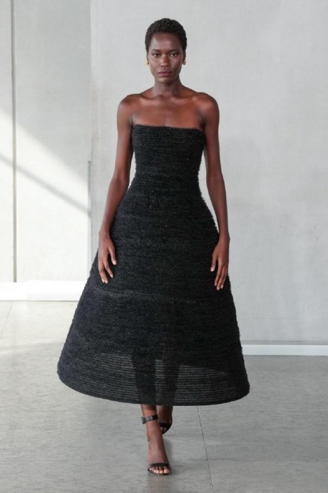 Коллекция Carolina Herrera Ready-To-Wear Весна-Лето 2024 Коллекция Carolina Herrera Ready-To-Wear Весна-Лето 2024
