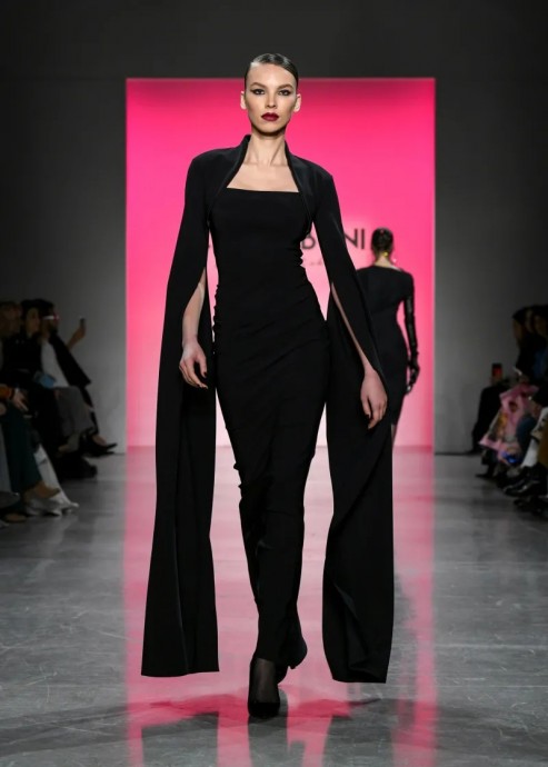 Коллекция Chiara Boni La Petite Robe Ready-To-Wear Осень-Зима 2023 Коллекция Chiara Boni La Petite Robe Ready-To-Wear Осень-Зима 2023