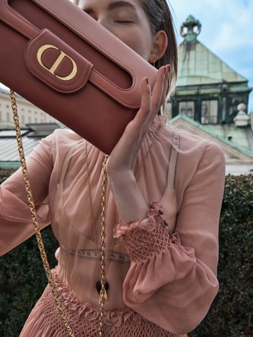 Simona Godal в фотосессии для Vogue Ukraine. Фотограф Olga Rubio Dalmau Simona Godal в фотосессии для Vogue Ukraine. Фотограф Olga Rubio Dalmau